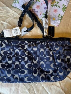 Coach Navy and Cream Signature Shoulder Bag